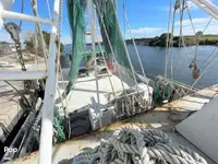 Kapal trawler kanggo didol