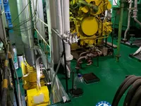 Kapal tanker minyak/bahan kimia kanggo didol