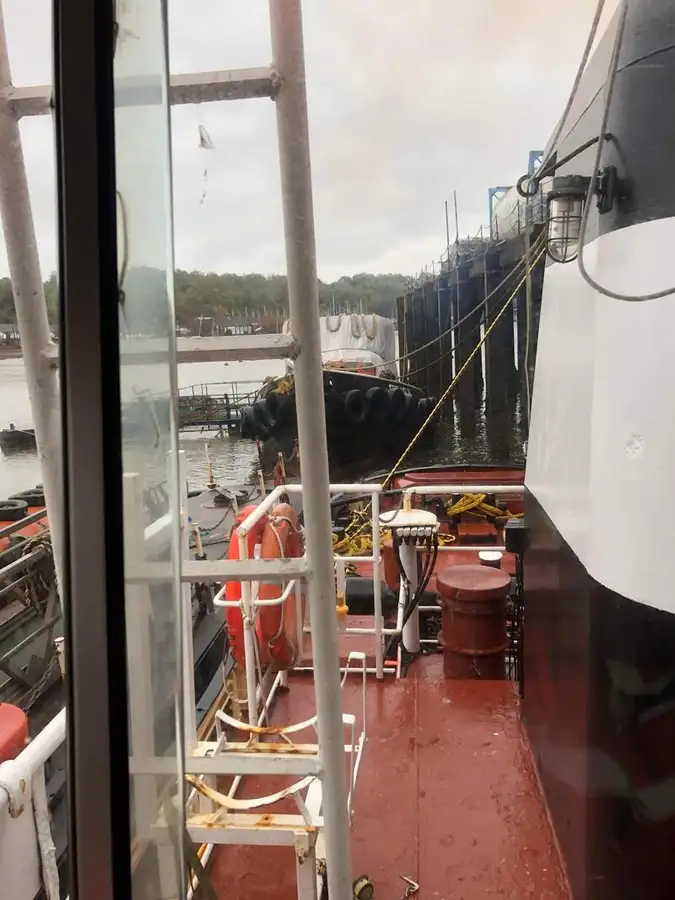 Kapal penarik kanggo didol