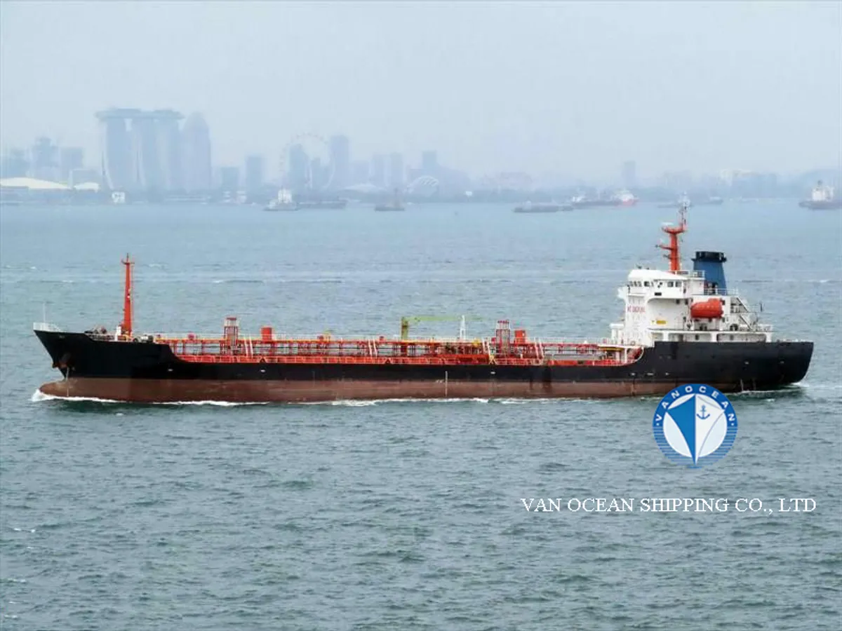Kapal tanker minyak/bahan kimia kanggo didol