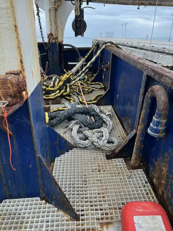 Kapal trawler kanggo didol