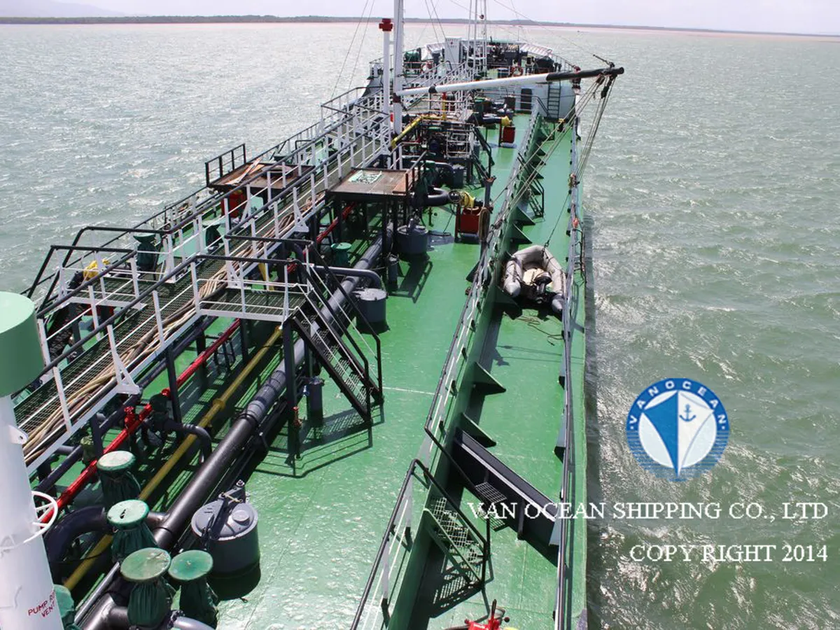 Kapal tanker minyak/bahan kimia kanggo didol