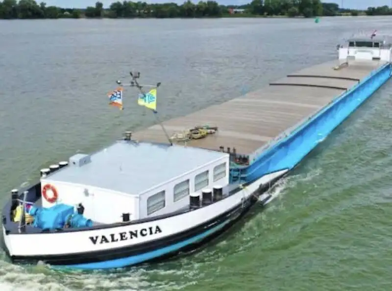 Kapal pengangkut barang curah kanggo didol