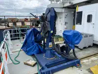 Kapal kontainer kanggo didol