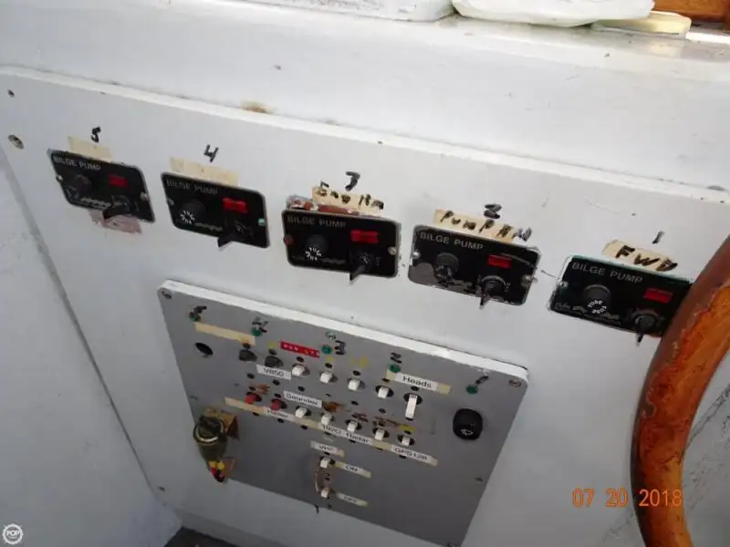 Kapal cutter kanggo didol