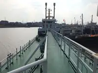 Kapal tanker minyak/bahan kimia kanggo didol