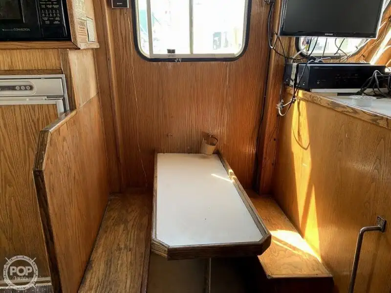 Kapal longliner kanggo didol