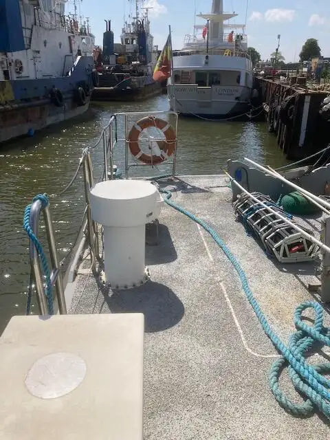 Kapal patroli kanggo didol