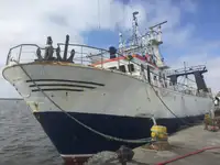 Kapal trawler kanggo didol