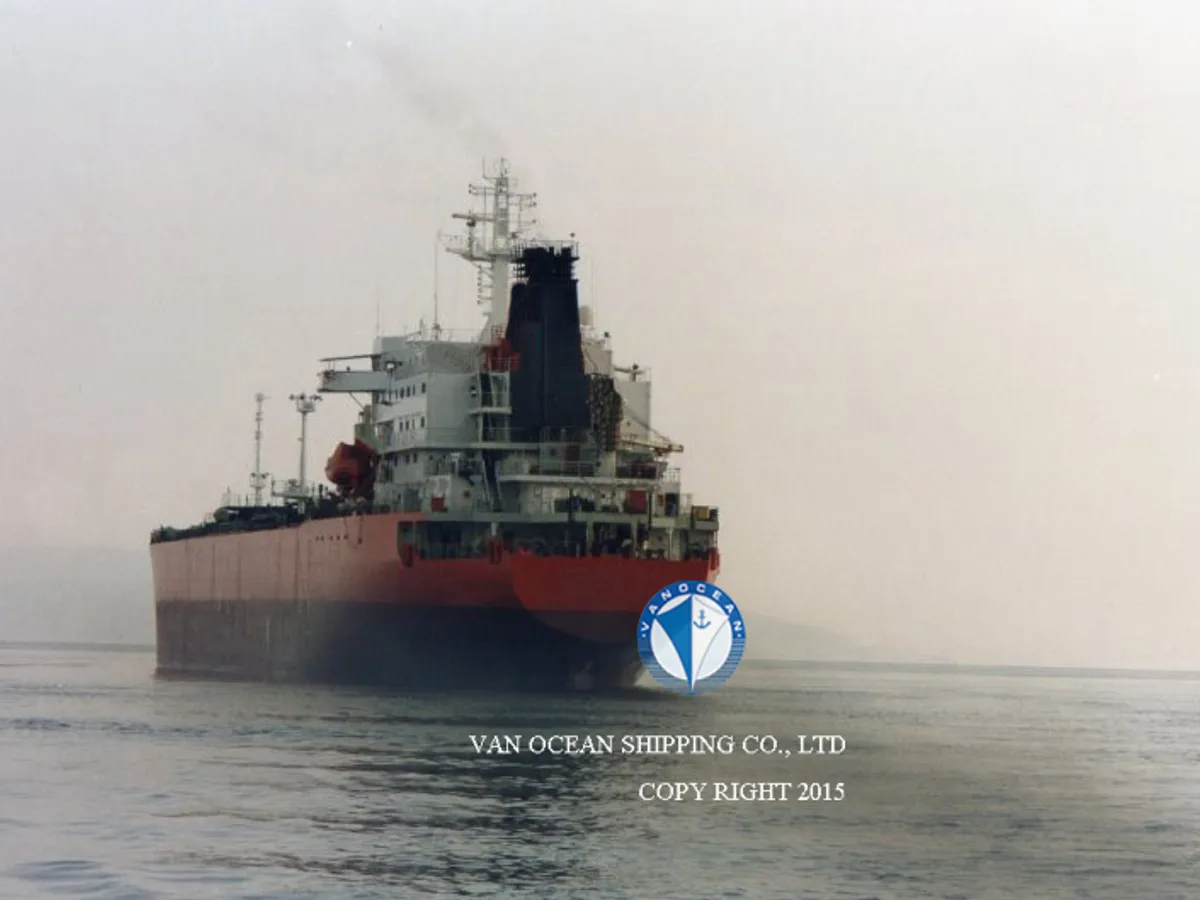 Kapal tanker minyak/bahan kimia kanggo didol