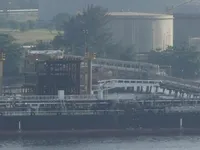 Kapal tanker minyak/bahan kimia kanggo didol
