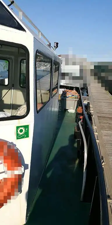 Kapal kerja kanggo didol