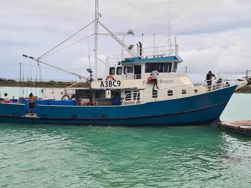 Kapal trawler kanggo didol