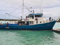 Kapal trawler kanggo didol