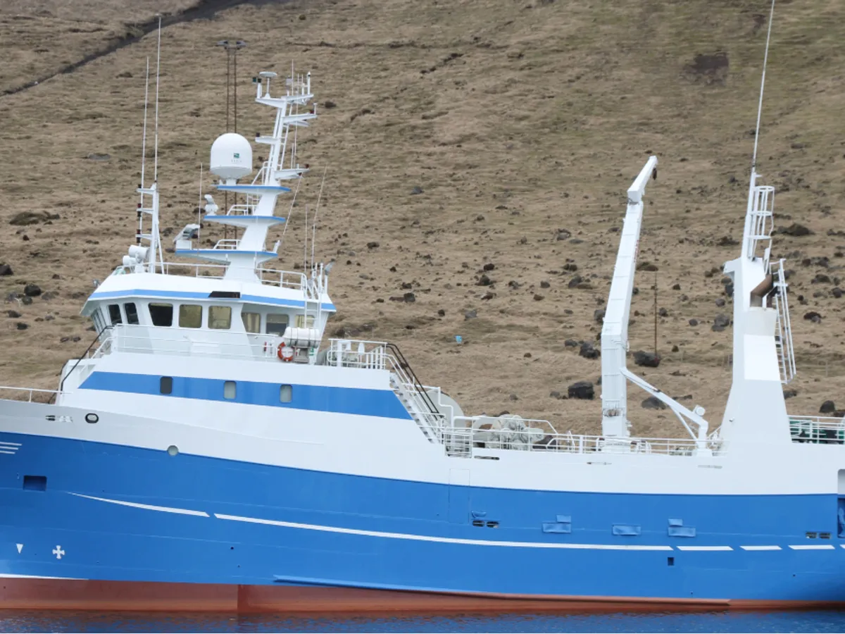 Kapal trawler kanggo didol
