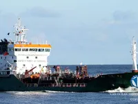 Kapal tanker minyak/bahan kimia kanggo didol
