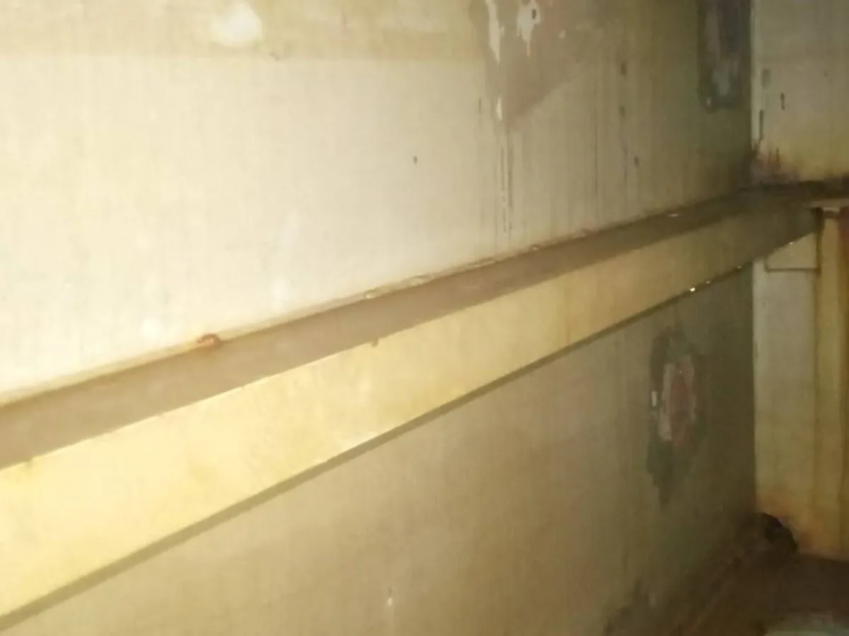 Kapal tanker minyak/bahan kimia kanggo didol