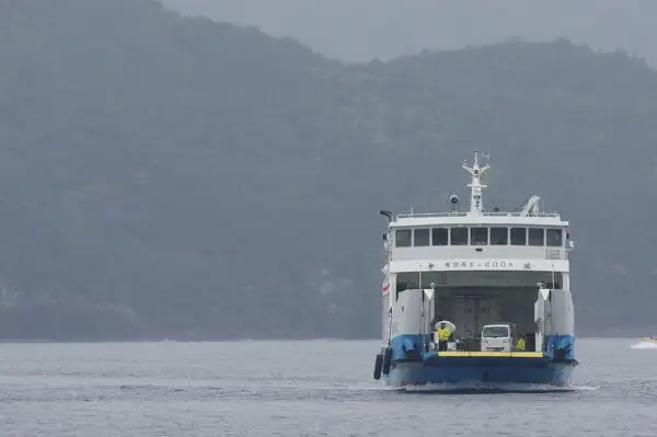 Kapal Ro-Ro kanggo didol
