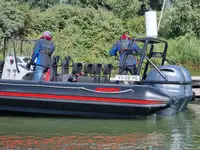 Kapal kontainer kanggo didol