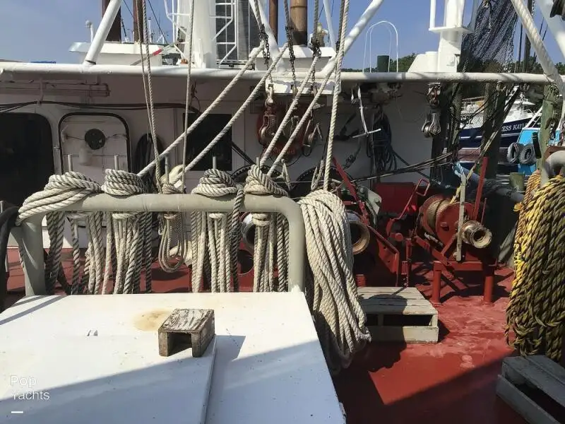 Kapal trawler kanggo didol