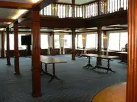 Katamaran kanggo didol