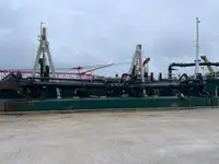 Kapal dredger kanggo didol