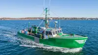Kapal purse seiner kanggo didol