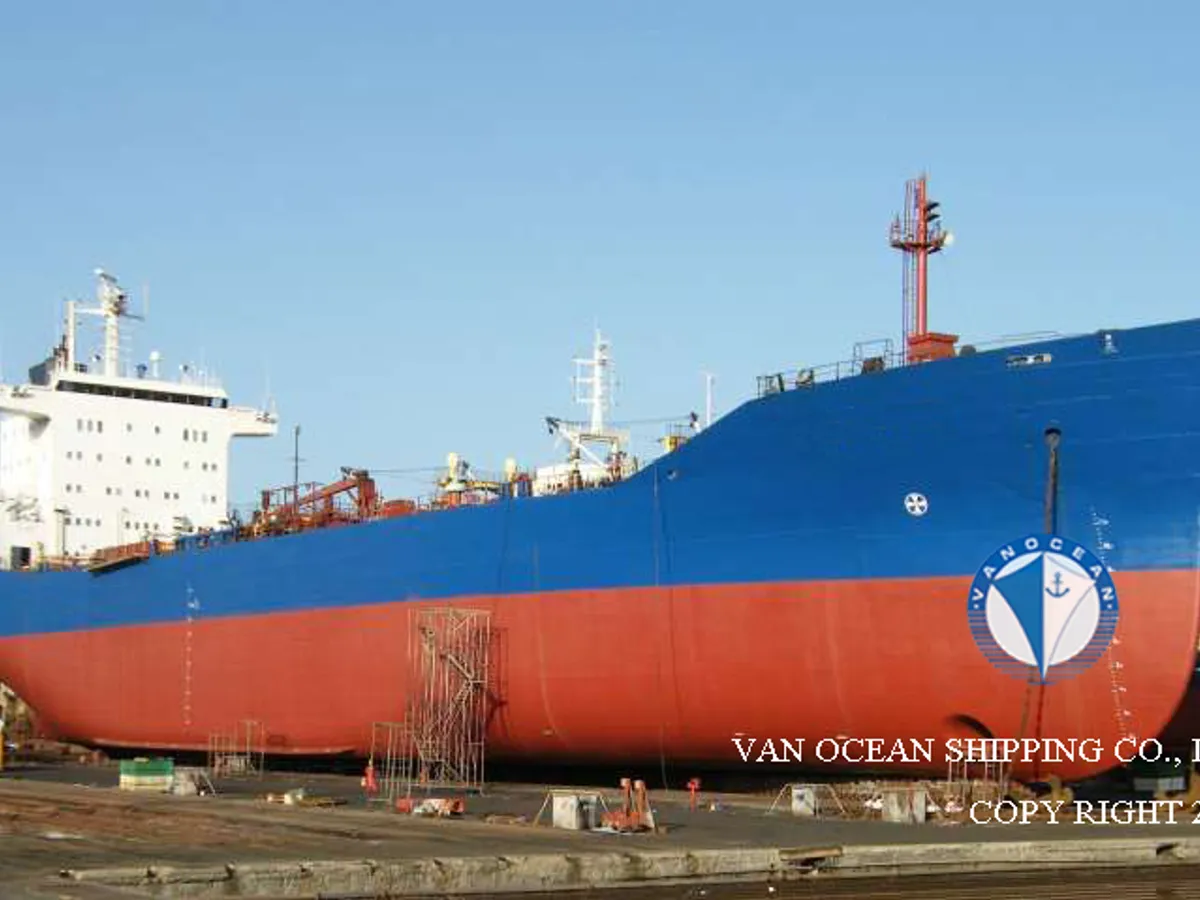 Kapal tanker minyak/bahan kimia kanggo didol