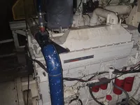 Kapal trawler kanggo didol