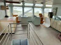 Kapal pasokan kanggo didol