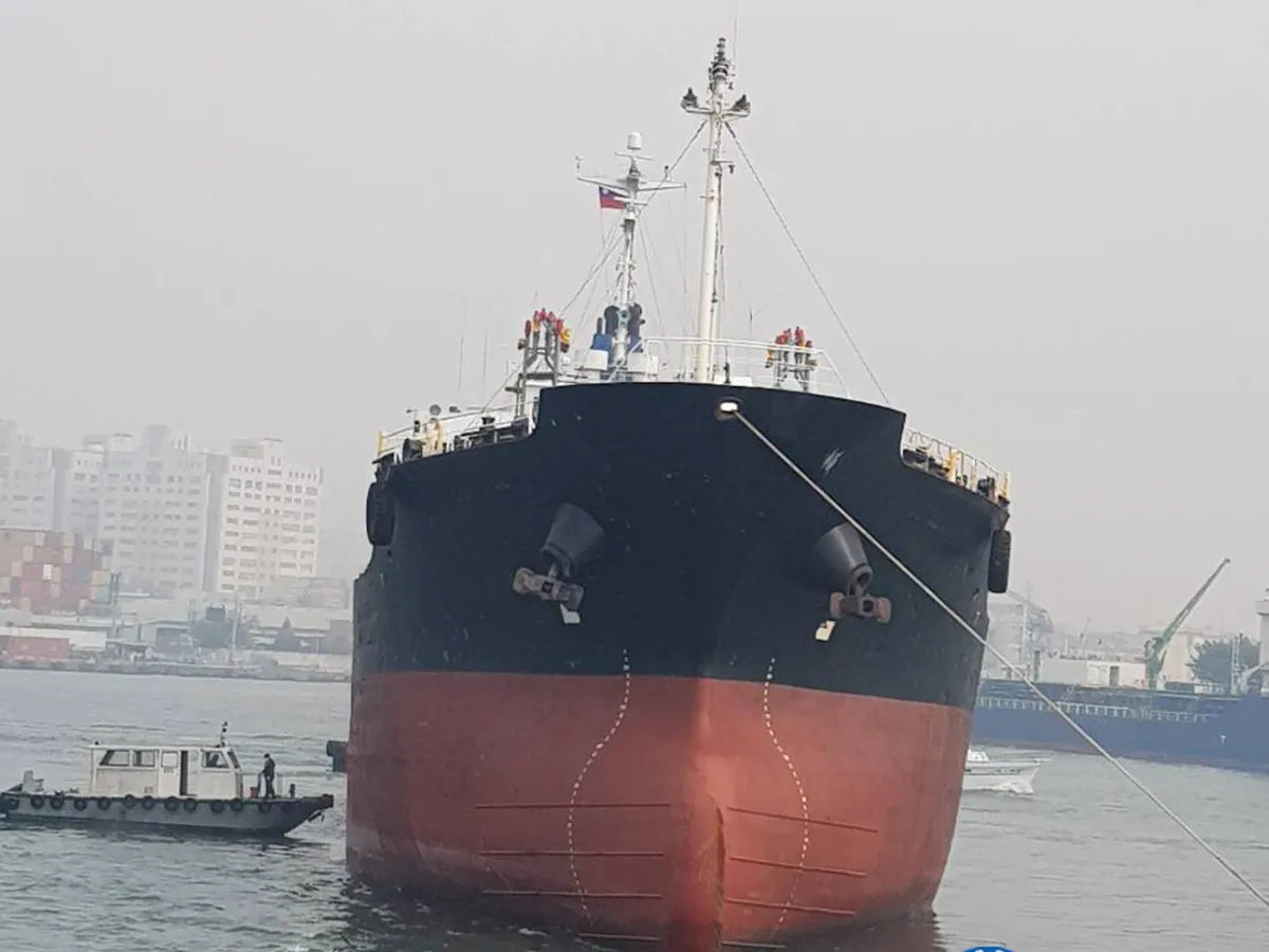 Kapal tanker minyak/bahan kimia kanggo didol