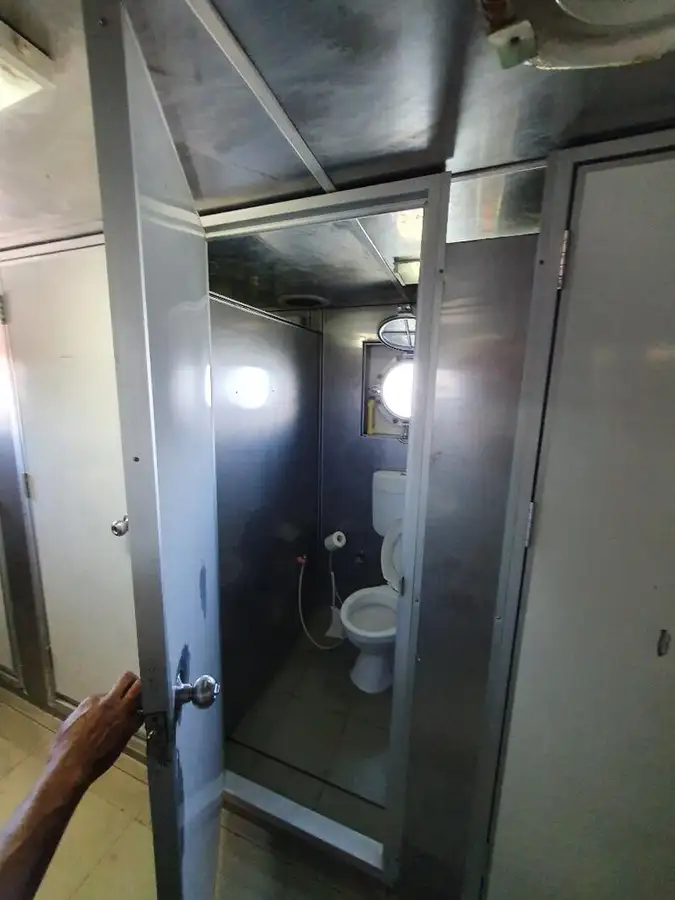 Kapal reefer kanggo didol