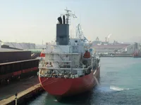 Kapal tanker minyak/bahan kimia kanggo didol