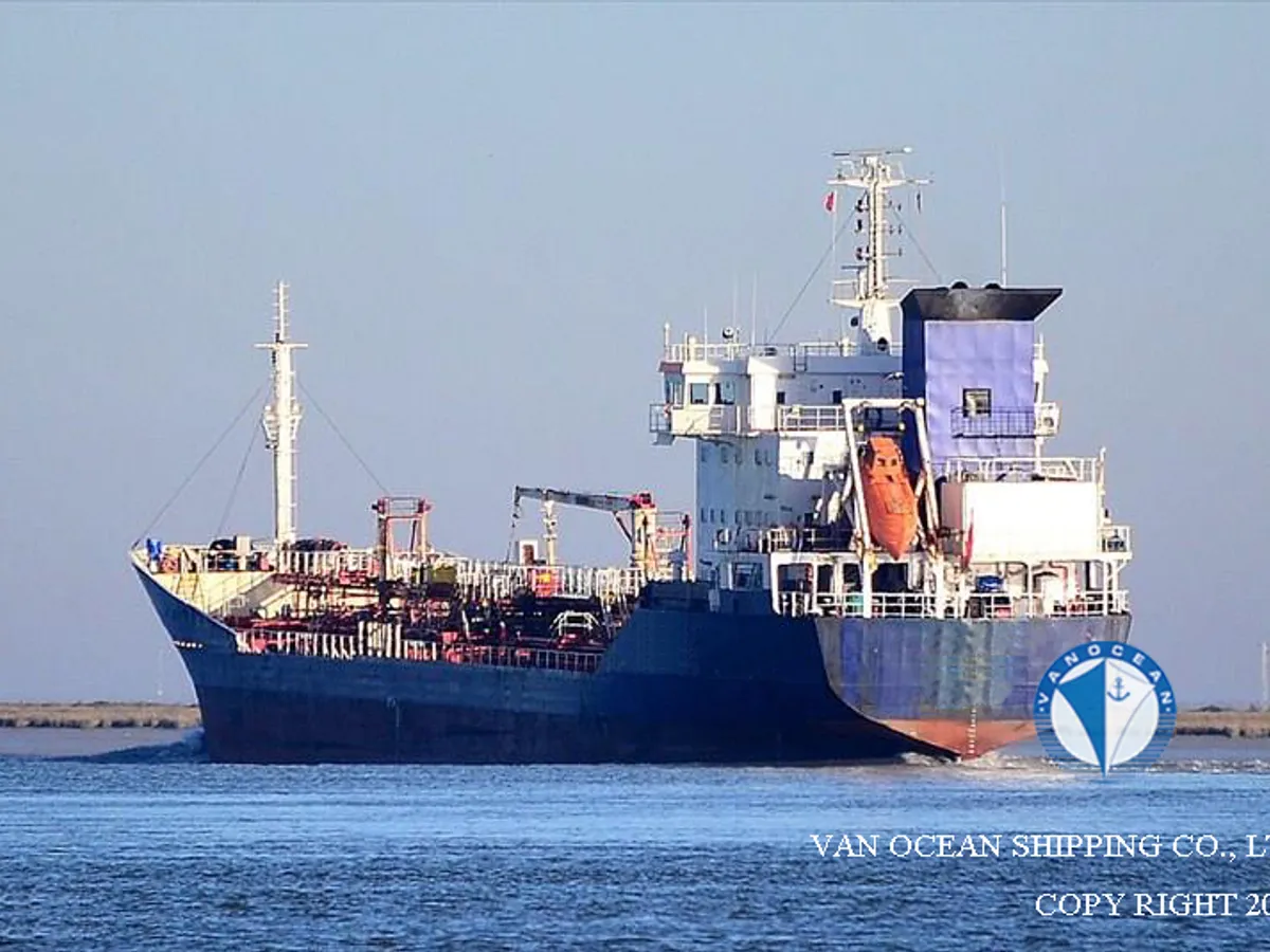 Kapal tanker minyak/bahan kimia kanggo didol