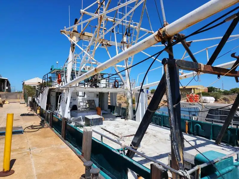 Kapal trawler kanggo didol