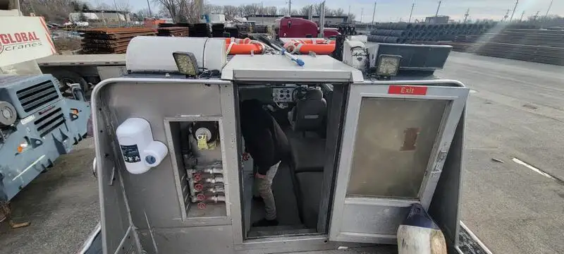Kapal kerja kanggo didol