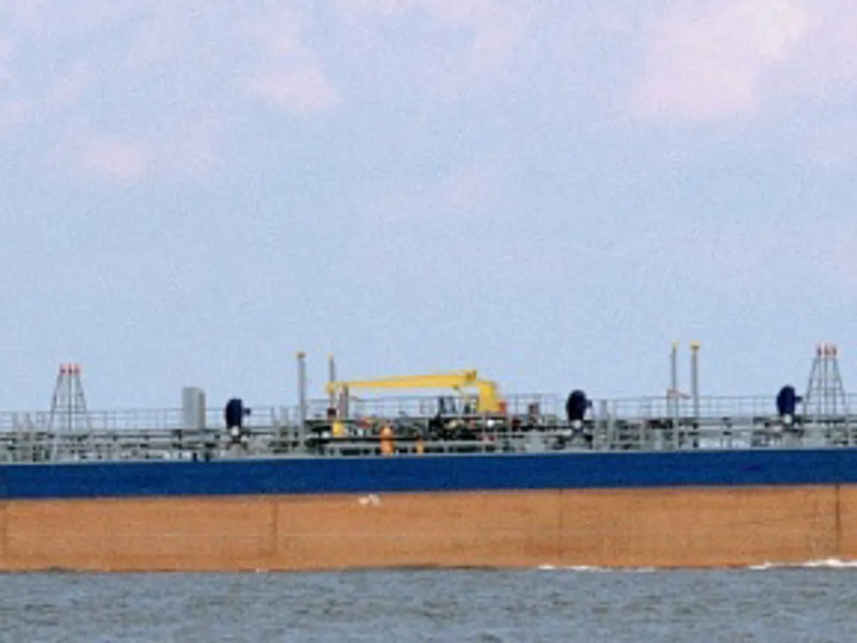 Kapal tanker minyak/bahan kimia kanggo didol
