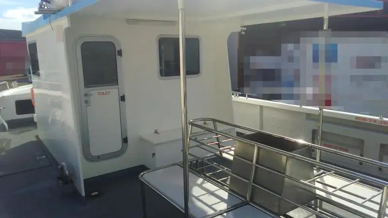 Kapal kerja kanggo didol