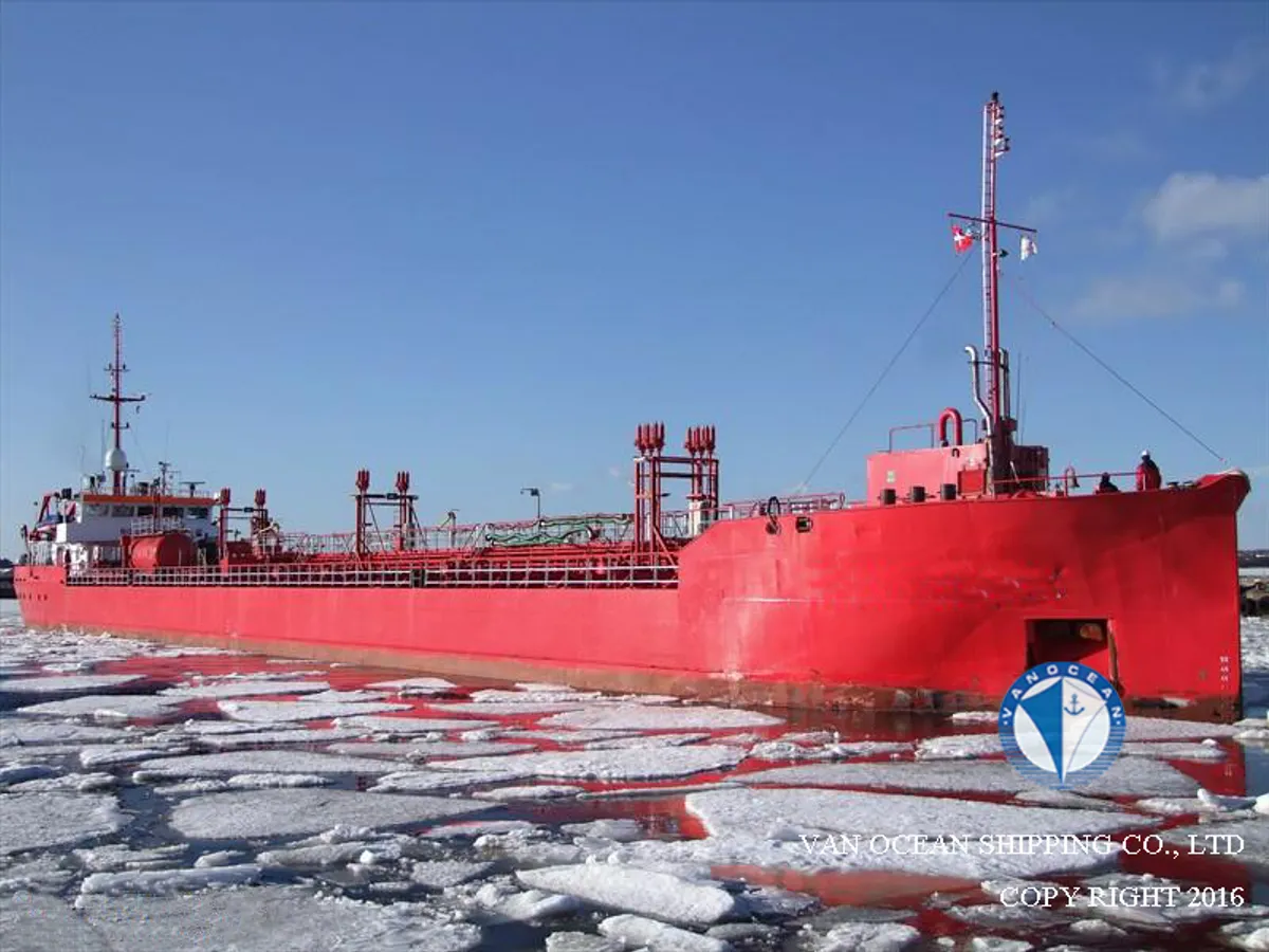 Kapal tanker minyak/bahan kimia kanggo didol