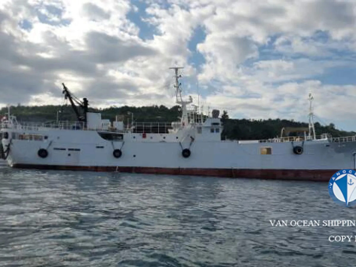 Kapal trawler kanggo didol