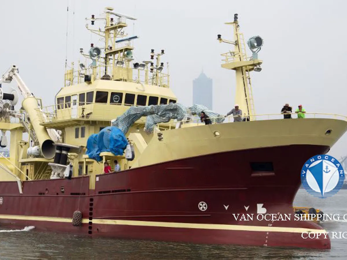 Kapal trawler kanggo didol