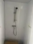 Kapal kontainer kanggo didol