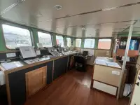 Kapal kerja kanggo didol