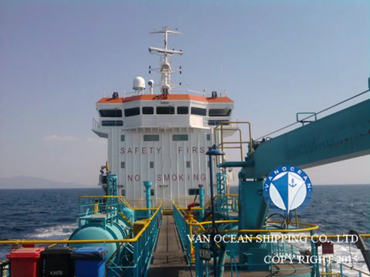 Kapal tanker minyak/bahan kimia kanggo didol