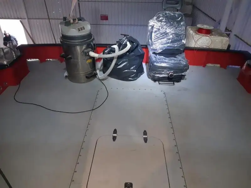 Kapal kerja kanggo didol
