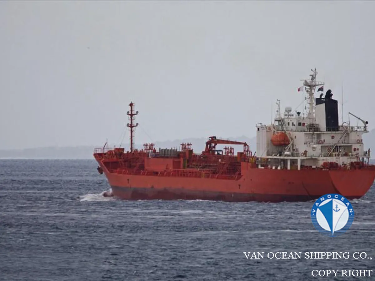 Kapal tanker minyak/bahan kimia kanggo didol