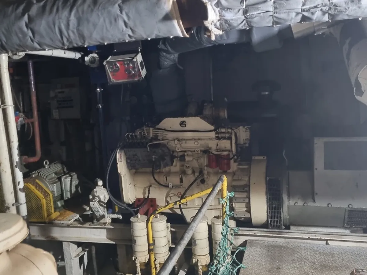 Kapal trawler kanggo didol