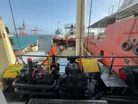 Kapal kontainer kanggo didol