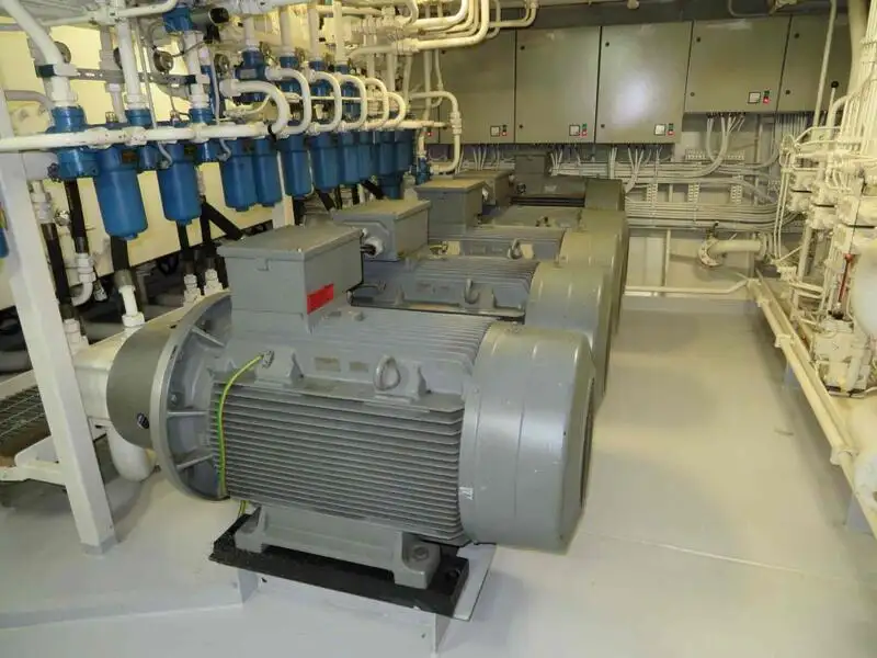 Kapal purse seiner kanggo didol