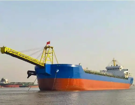 Kapal dredger kanggo didol